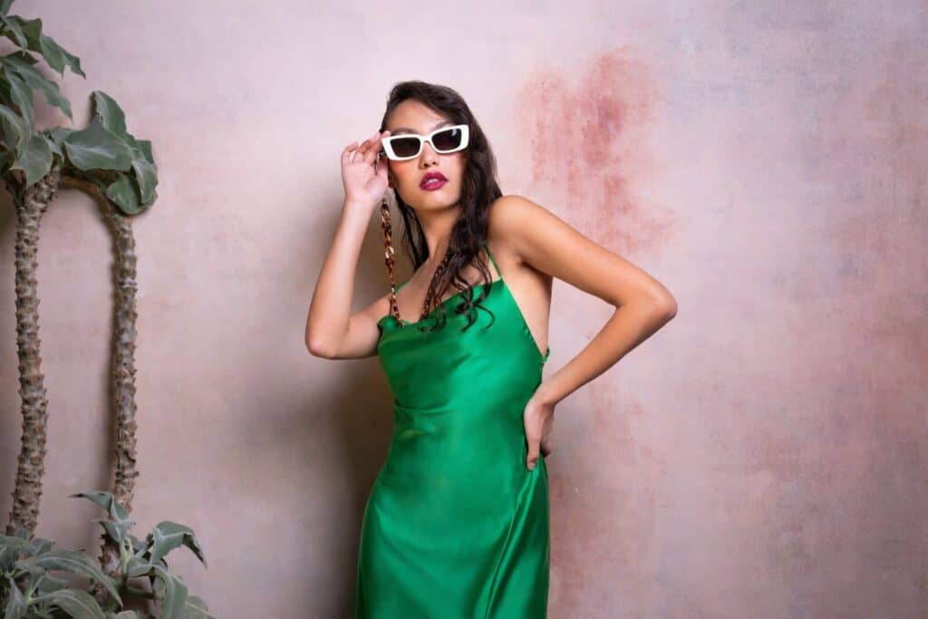 occhiali sole viso allungati